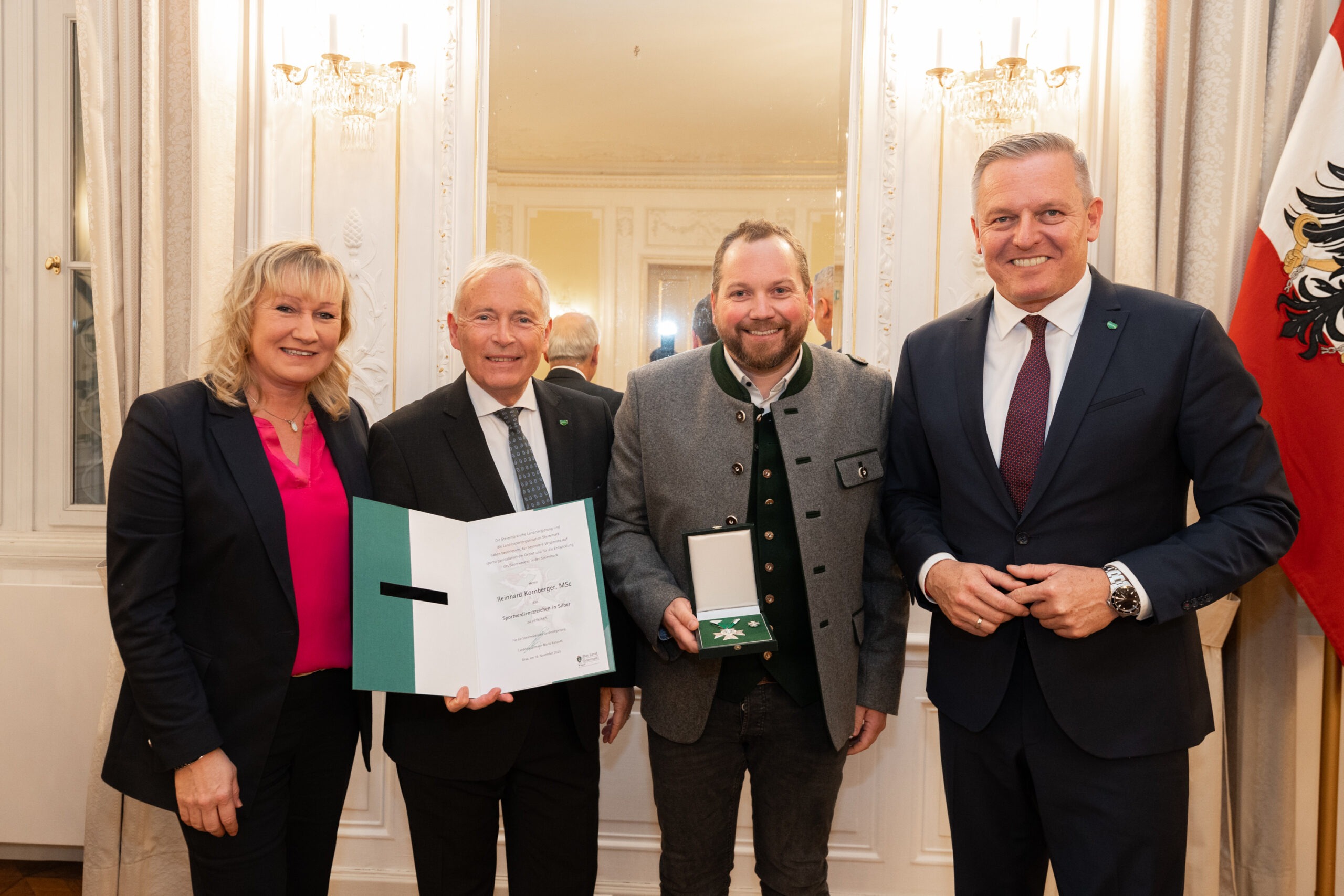 Ehrung von Reini Kornberger